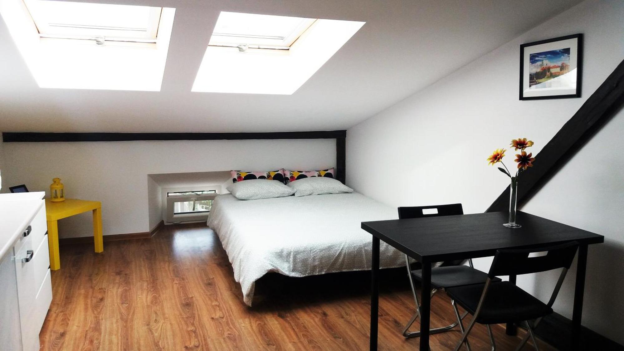 Nice Attic Studio Close To Old Town Air Conditioning - Klimatyzacja Krasków Εξωτερικό φωτογραφία
